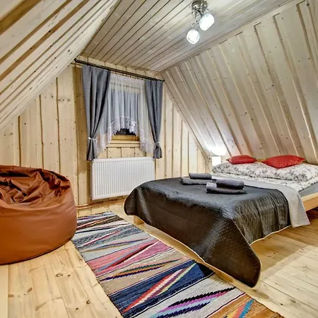 Jedroskowe Chatki Casa de Férias Witów